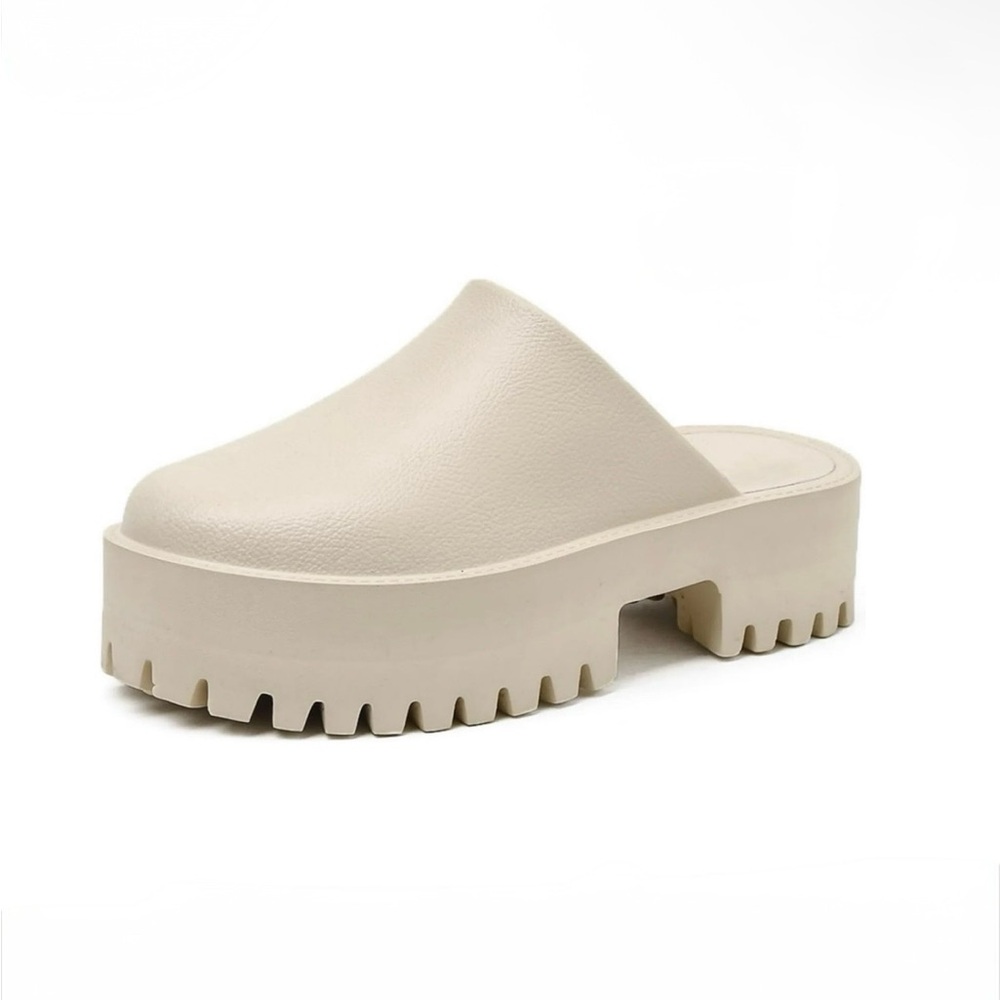Wild Fable Cream Platform Clogs Slip-On Shoes Women’s 7.5